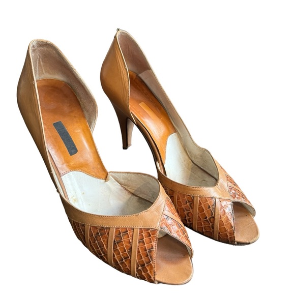 Vintage 70’s snakeskin D’orsay pumps - Picture 3 of 8